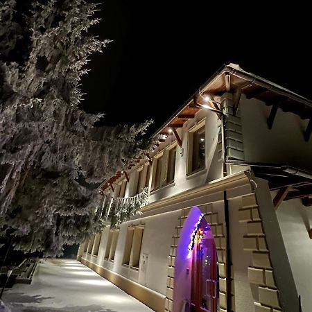 Hotel Galeria Pezinska Baba Pezinok Esterno foto