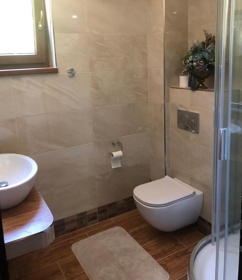 Hotel Galeria Pezinska Baba Pezinok Esterno foto